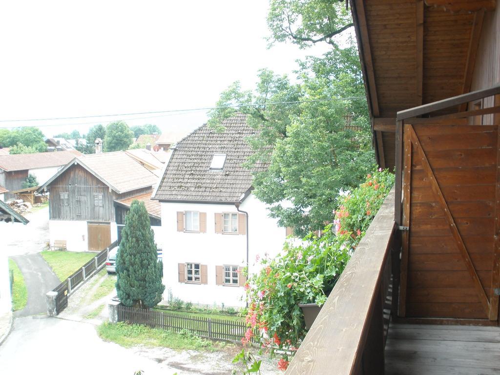 Alpengasthof Zur Loisach Hotel Grossweil Quarto foto