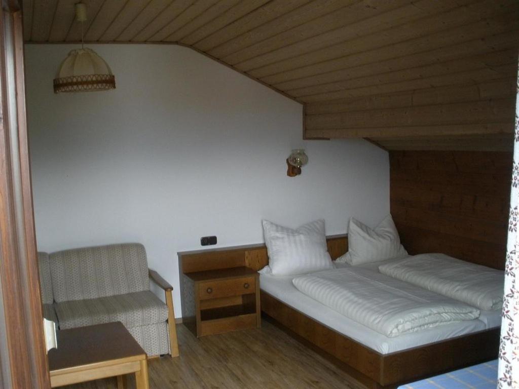 Alpengasthof Zur Loisach Hotel Grossweil Exterior foto